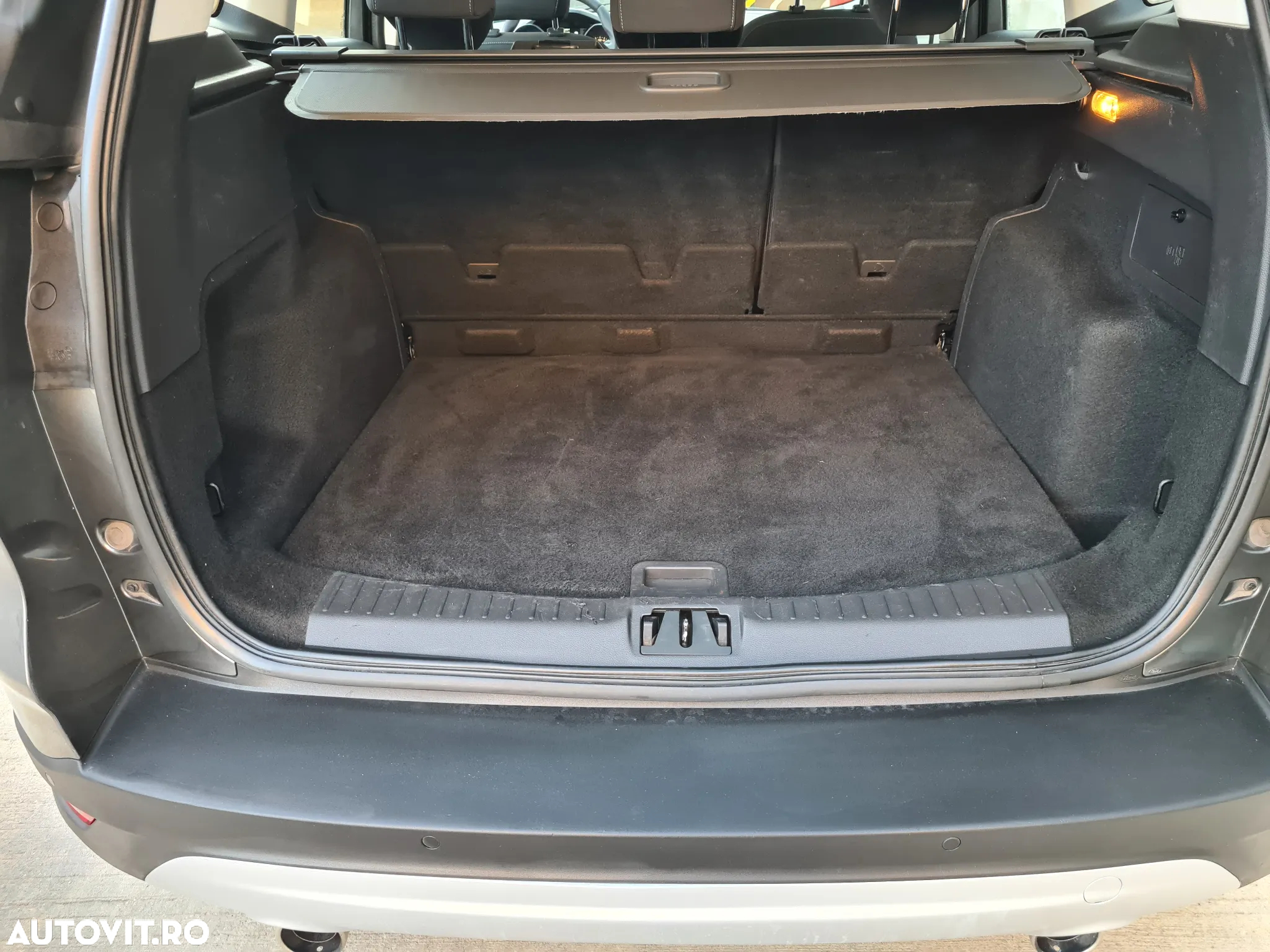 Ford Kuga 1.5 TDCi 2WD Trend - 11