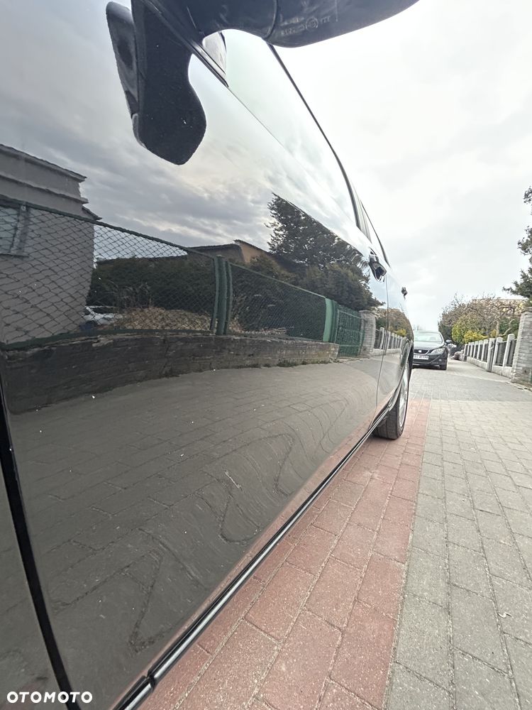 Toyota Yaris 1.33 Premium - 25