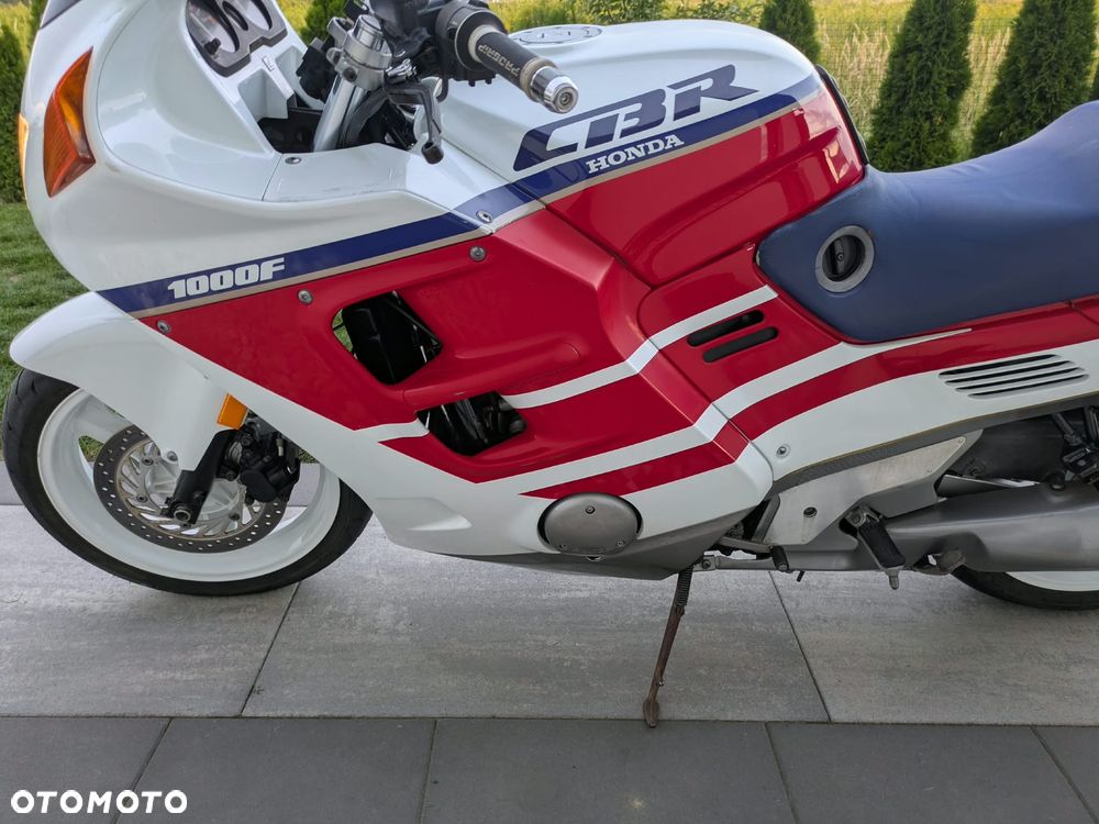 Honda CBR - 13