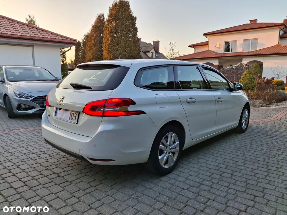 Opel Astra 1.6 CDTI Enjoy S&S - 6