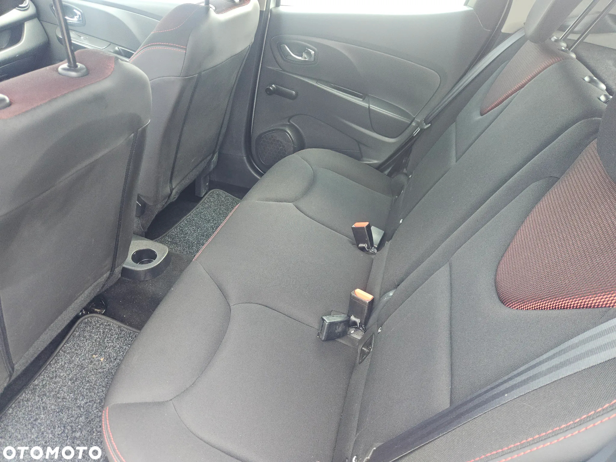Renault Clio - 12