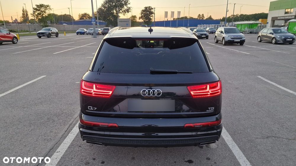 Audi Q7 - 4