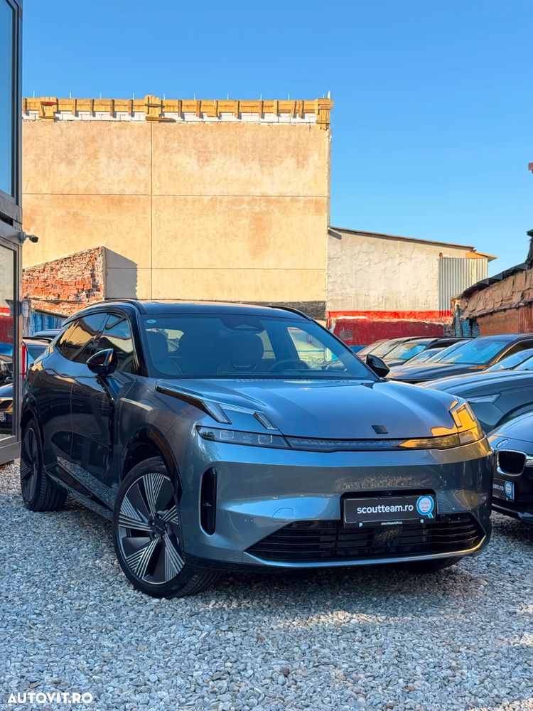 Lynk&Co 08 - 4
