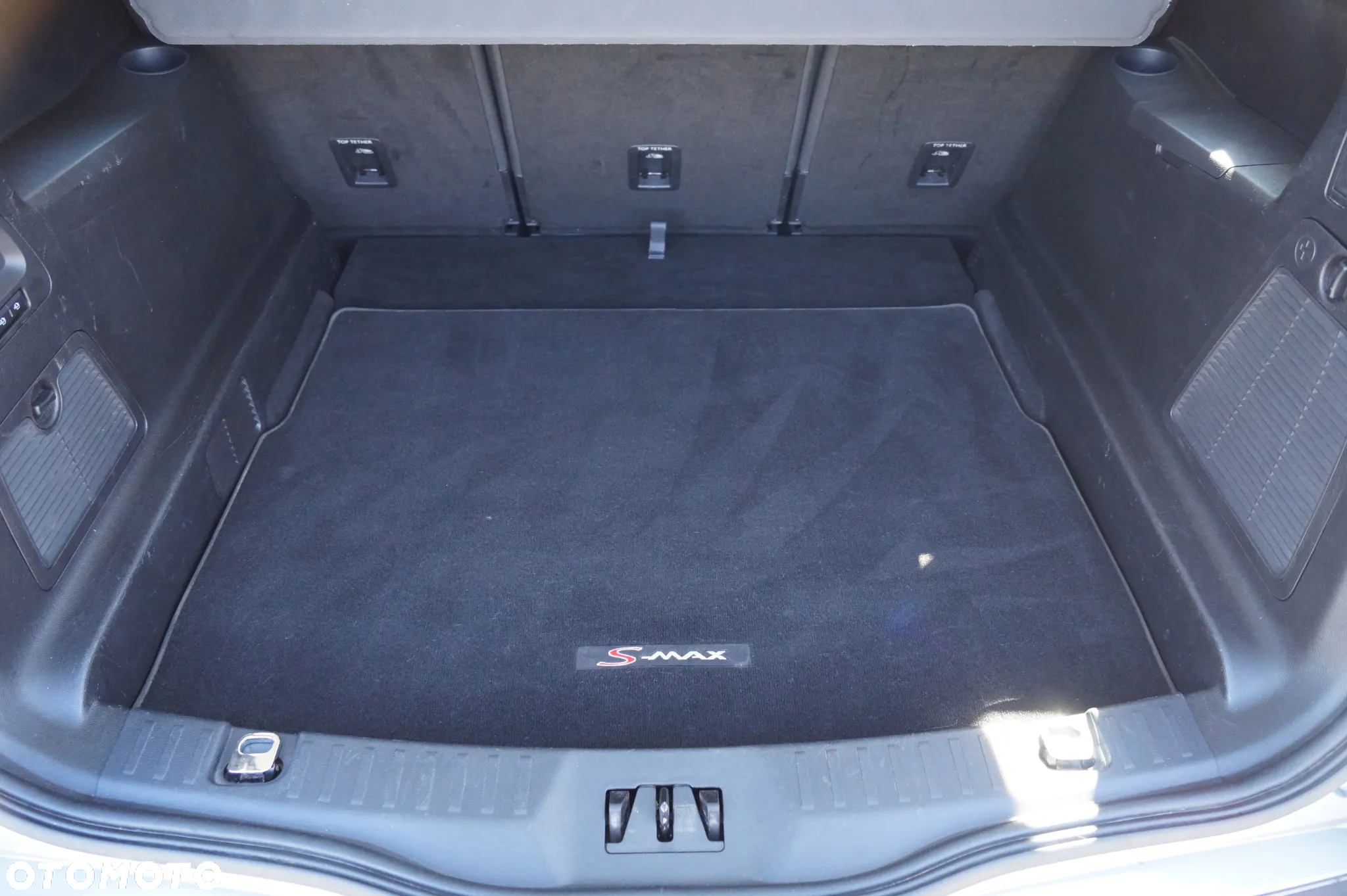 Ford S-Max 2.0 TDCi Titanium PowerShift - 7