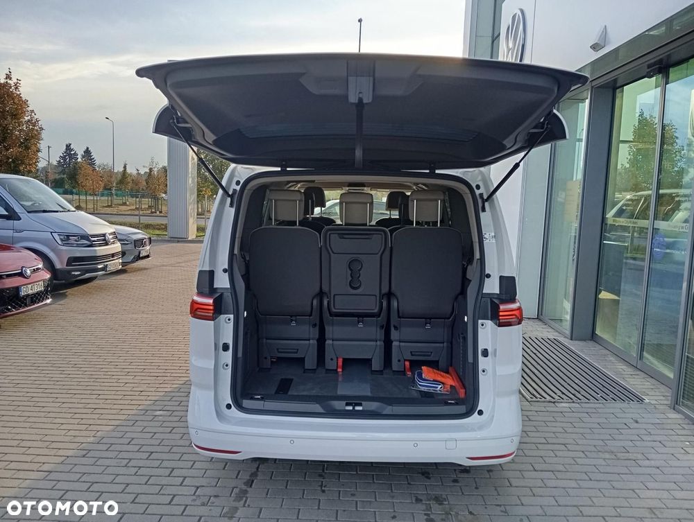 Volkswagen Multivan - 5