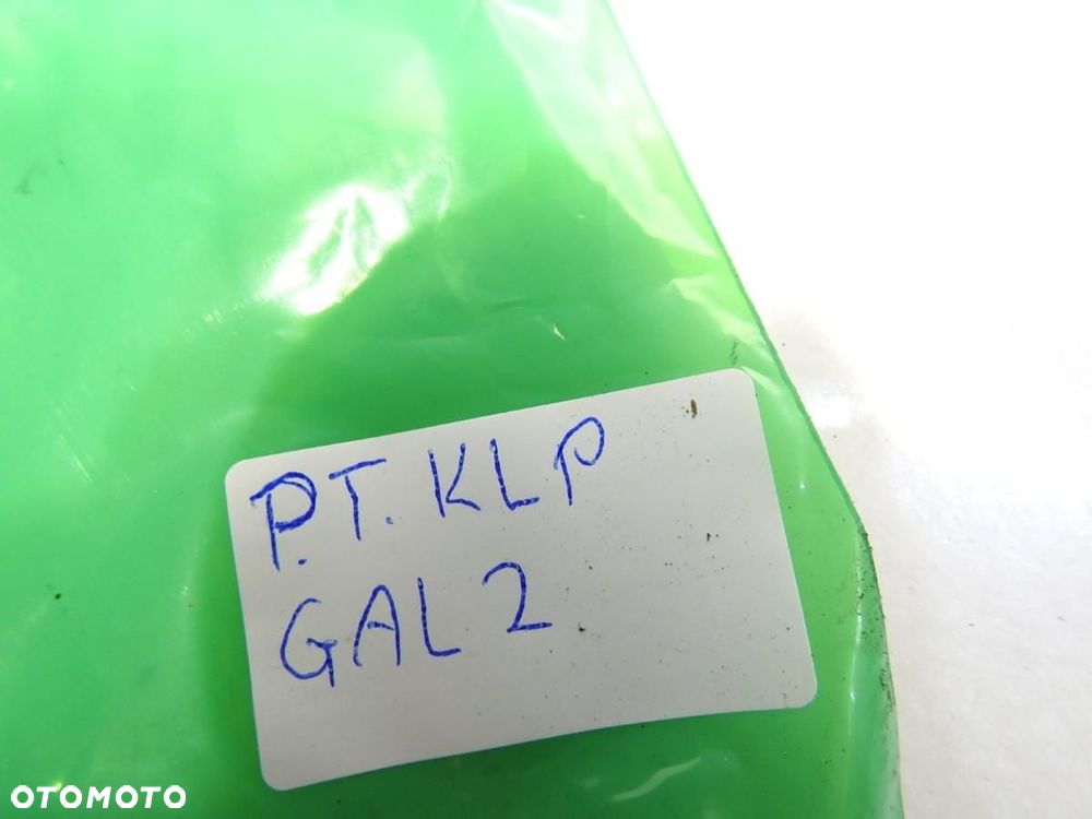OSŁONA ZAWIASU KLAPY PRAWY TYŁ FORD GALAXY MK2 6M21-U42946-AE - 2