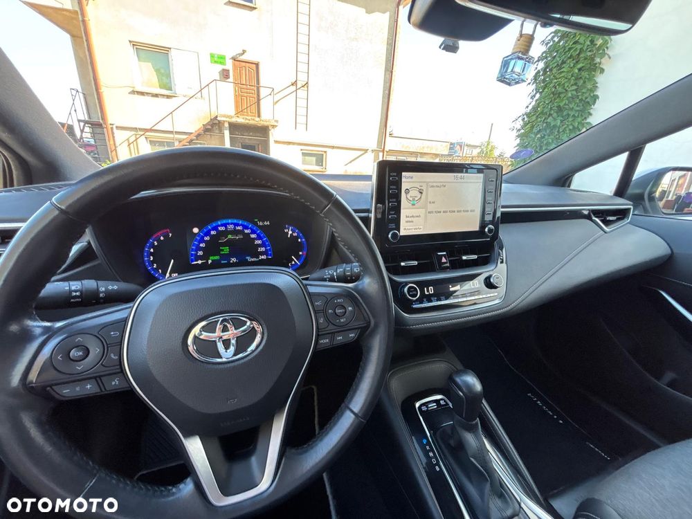 Toyota Corolla - 27