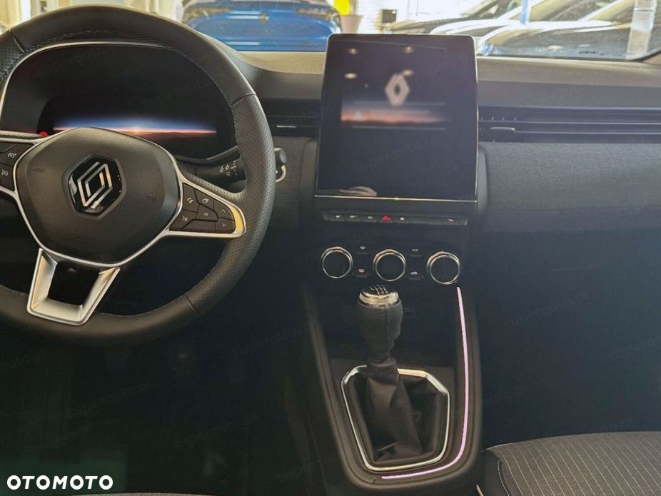 Renault Clio - 6