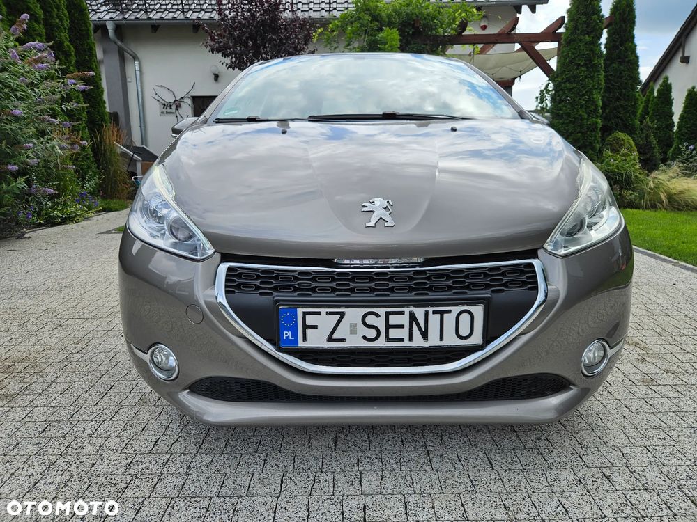 Peugeot 208 95 VTI Allure - 3