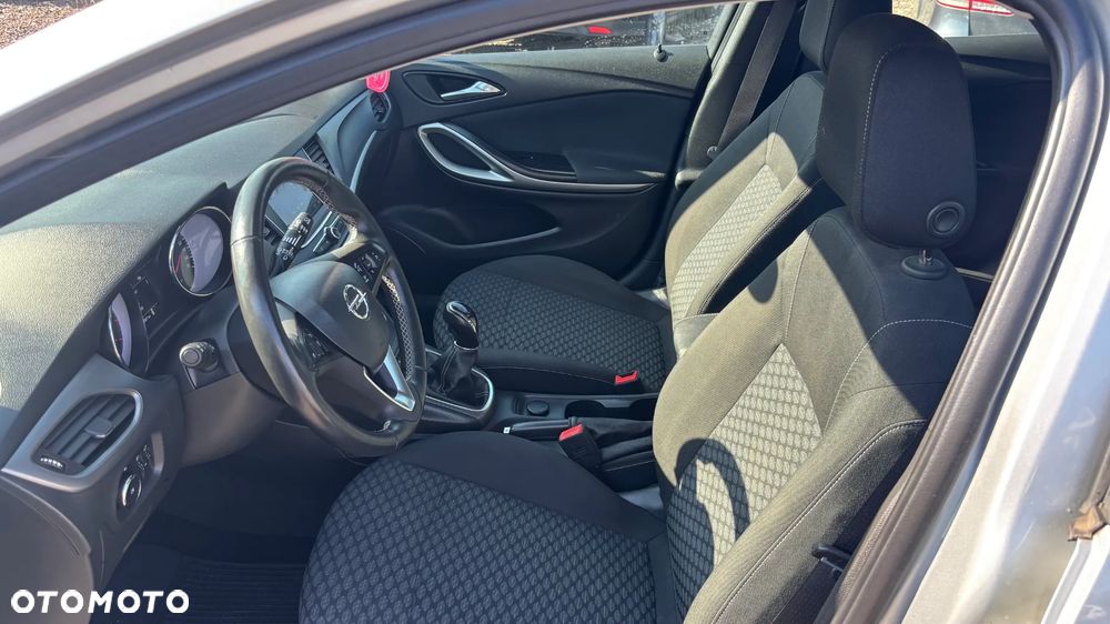 Opel Astra 1.2 Turbo Edition - 15