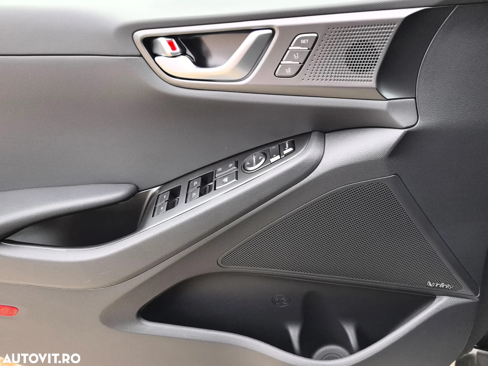 Hyundai IONIQ Plug-In Hybrid 1.6 141CP Exclusive - 8