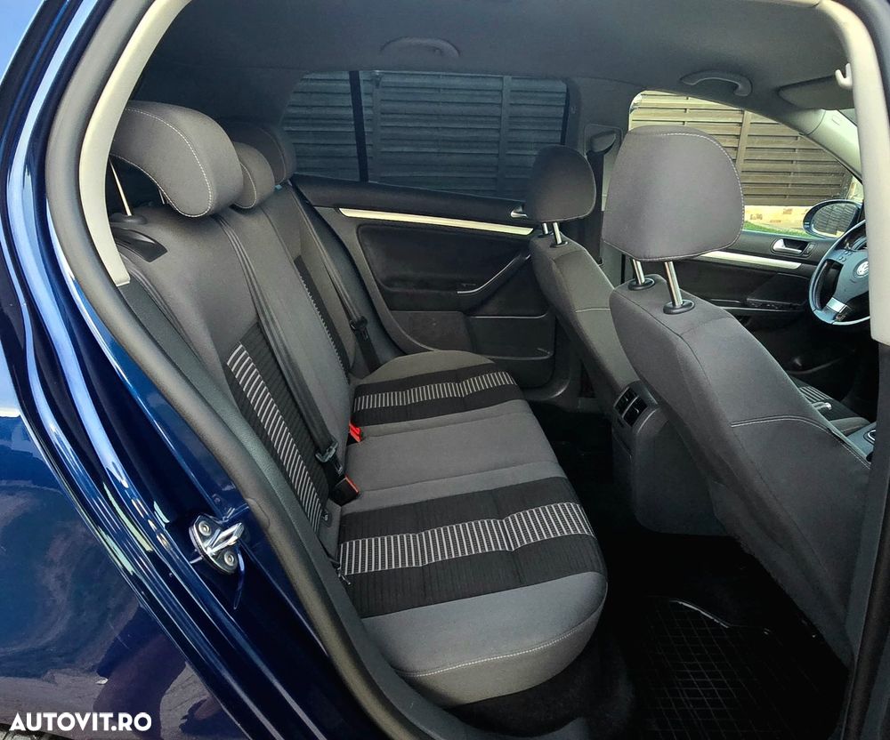 Volkswagen Golf 2.0 TDI Sportline - 8