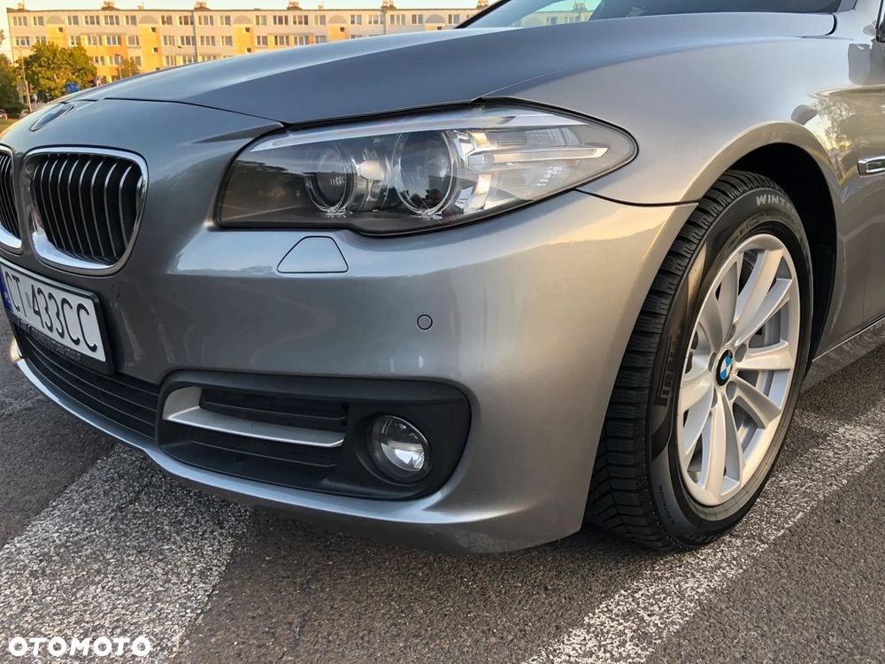 BMW Seria 5 520d - 28