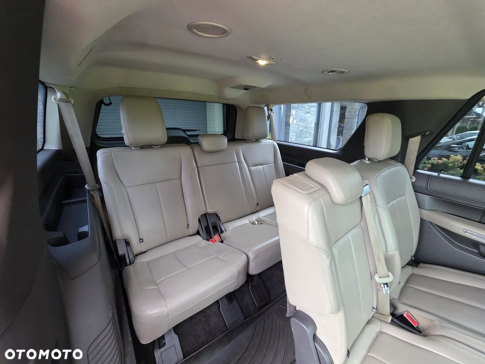 Ford Expedition - 16