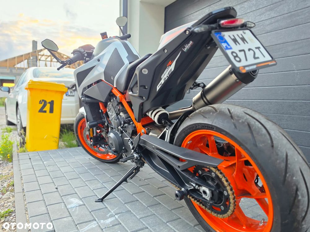 KTM DUKE 890 - 5