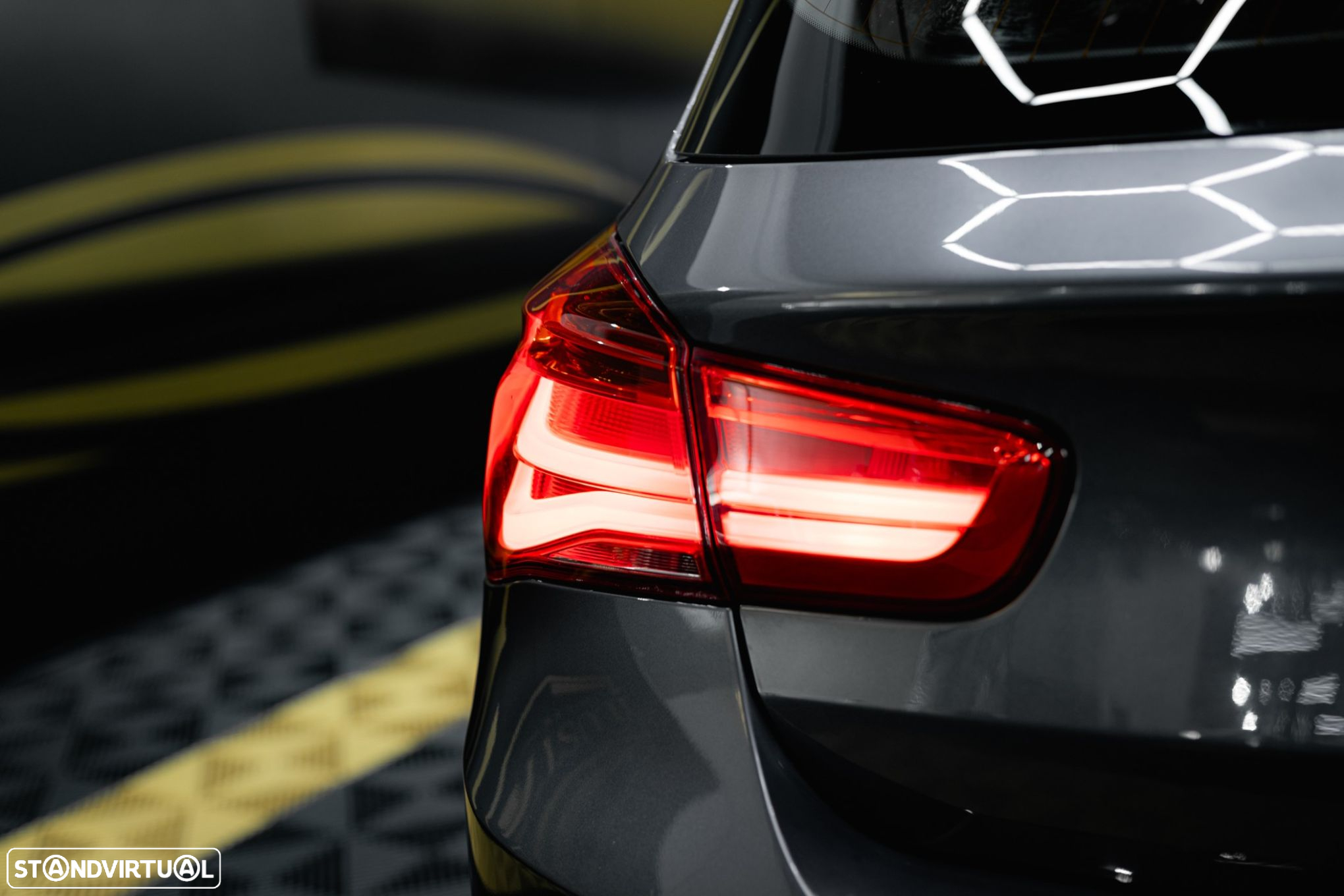BMW 116 d Pack M - 9