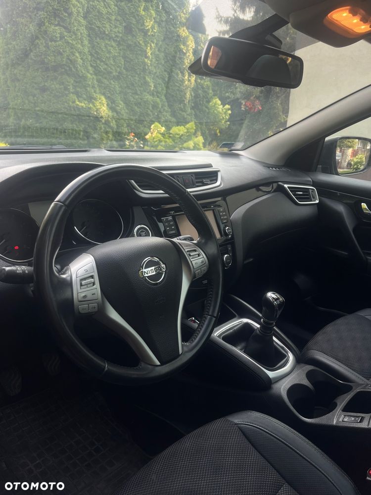 Nissan Qashqai 1.6 DIG-T Tekna - 10