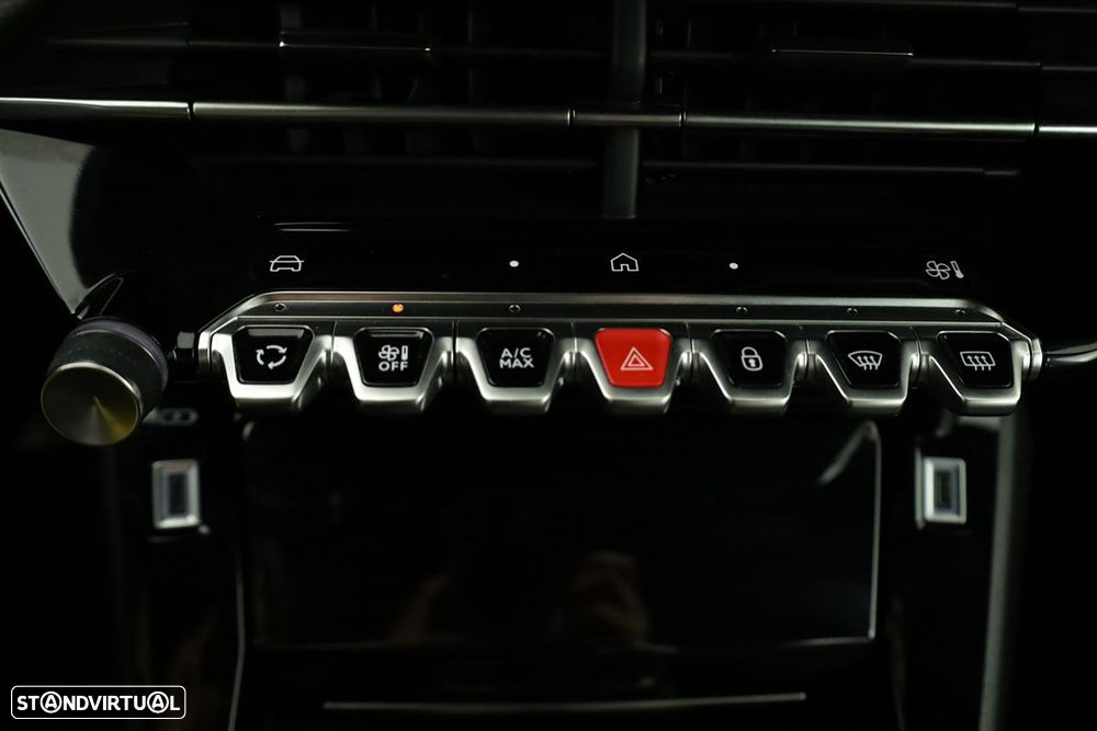Peugeot 2008 1.2 PureTech Allure - 14