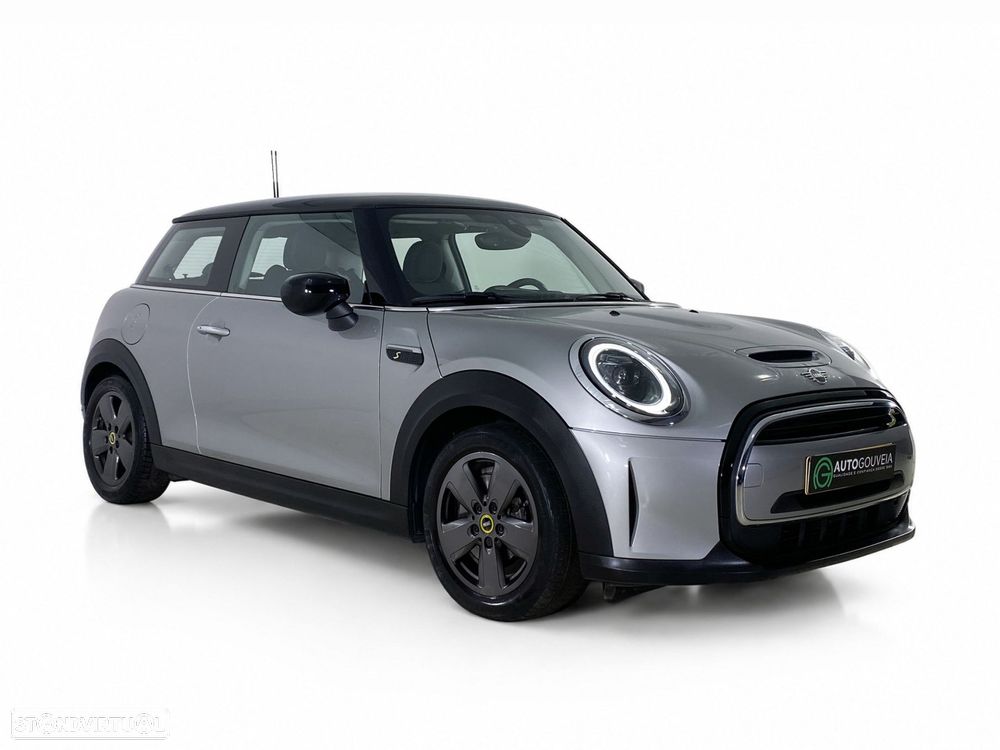 MINI 3 Portas Cooper SE - 4