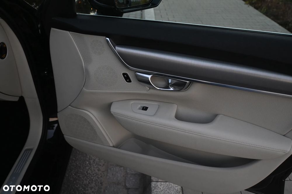 Volvo S90 D4 Inscription - 31