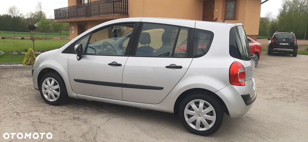 Renault Modus - 16
