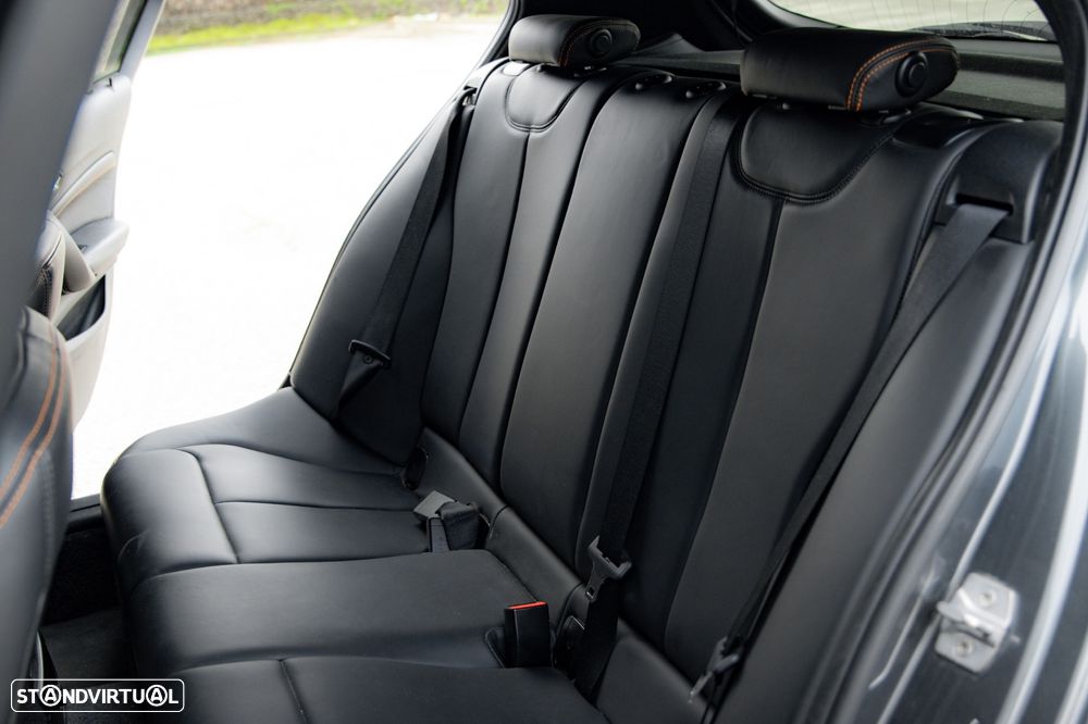 BMW M135i xDrive - 27