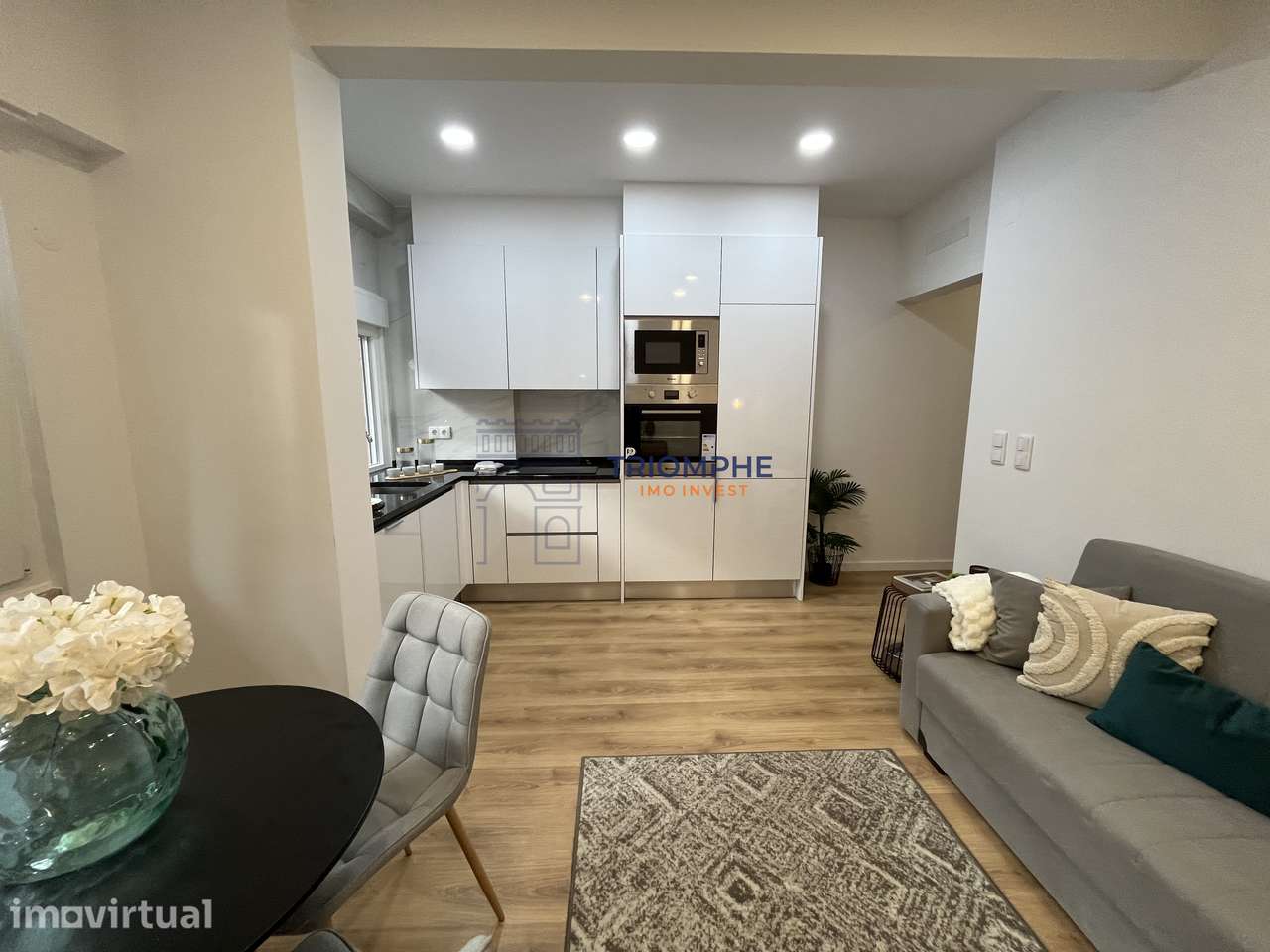 Apartamento T2 Benfica - Totalmente Remodelado - Grande imagem: 3/27