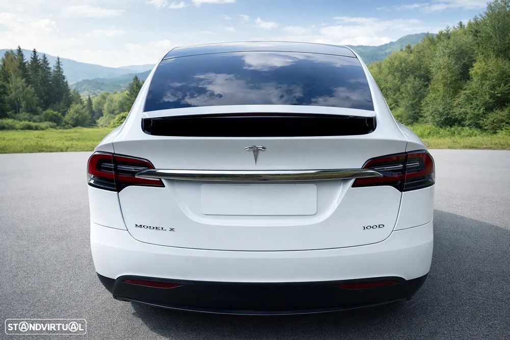 Tesla Model X 100D - 4