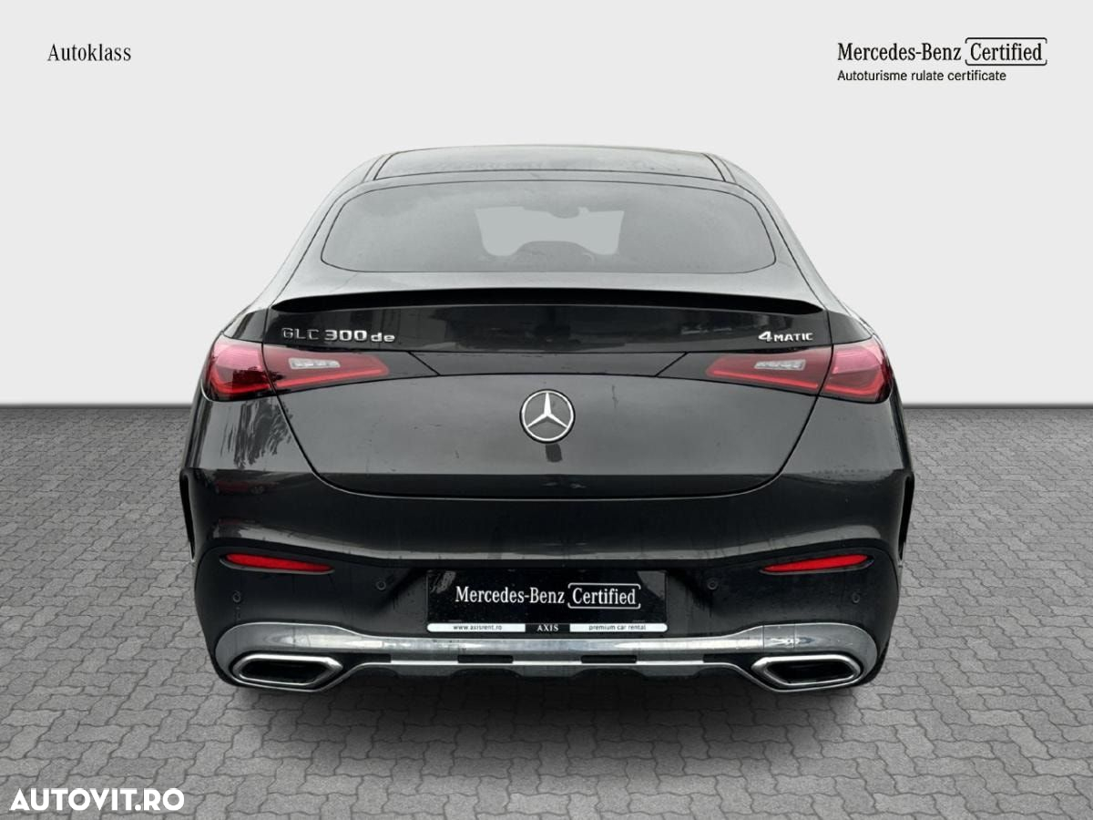Mercedes-Benz GLC Coupe 300 de 4MATIC - 4