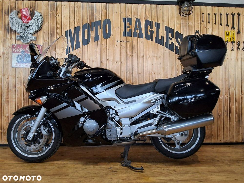 Yamaha FJR - 18