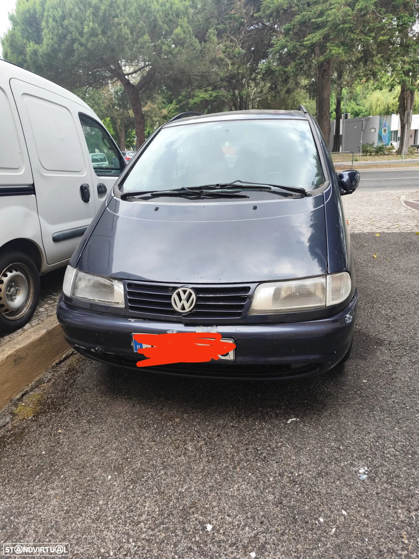 VW Sharan 1.9 TDi CL 7L - 3