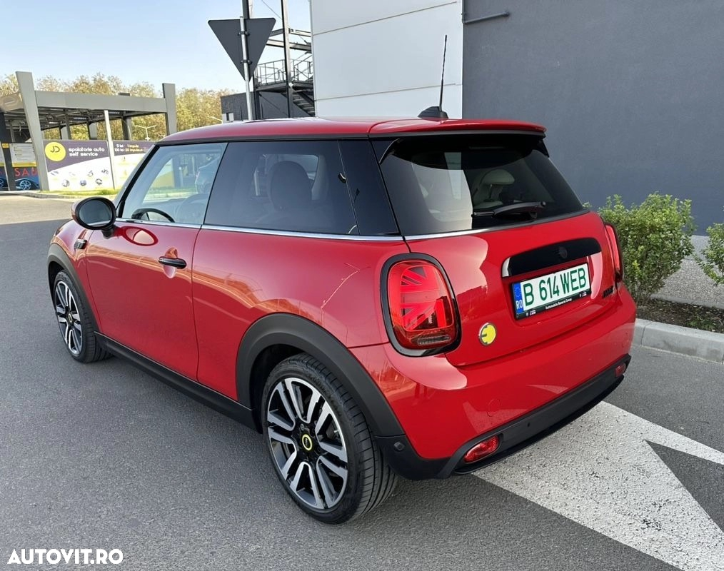 Mini Cooper SE Standard - 3
