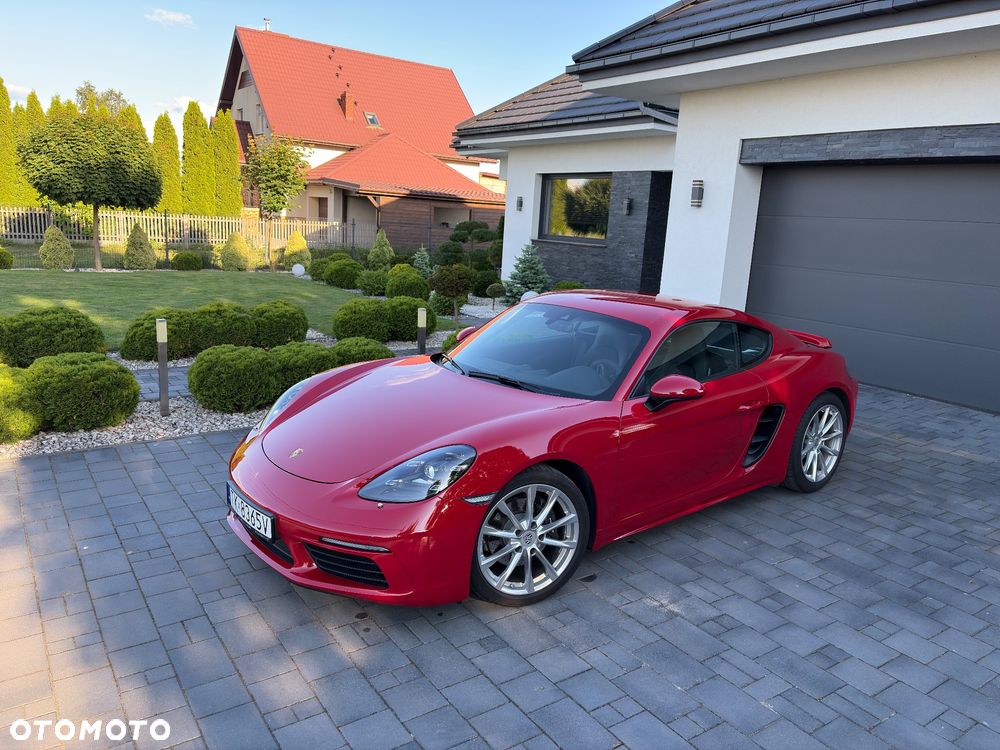 Porsche 718 Cayman - 12