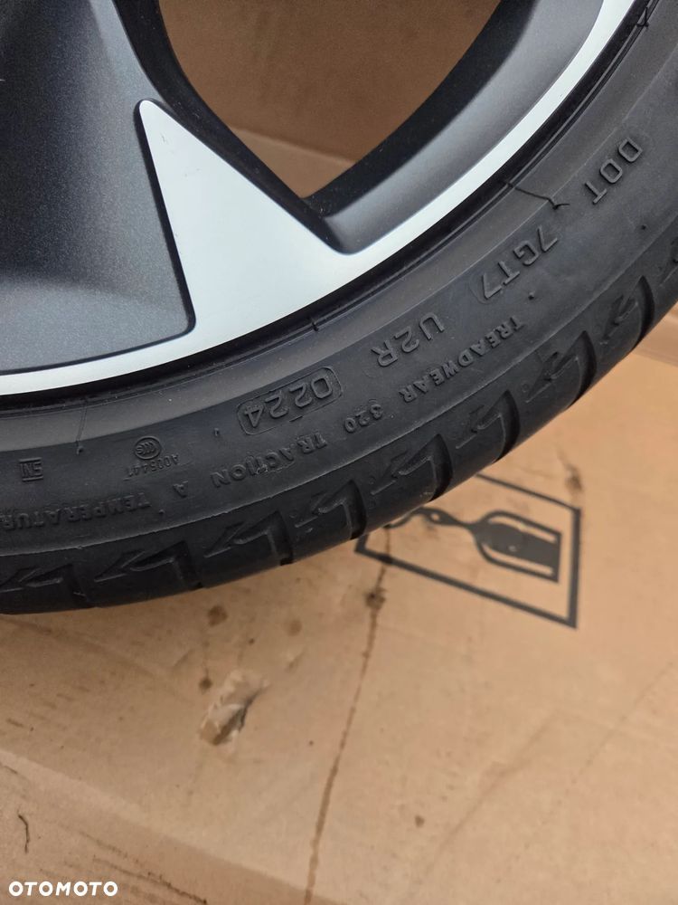 Felga aluminiowa z oponą Seat Cupra Leon IV 4 18 Cali 7.5Jx18H2 ET 46 5FA601025H 225/40R18 92 Y Bridgestone Turanza T005 0224 2024 Rok - 8