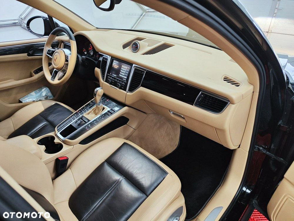 Porsche Macan S - 27