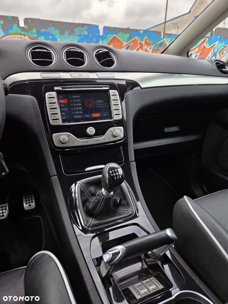 Ford S-Max - 23