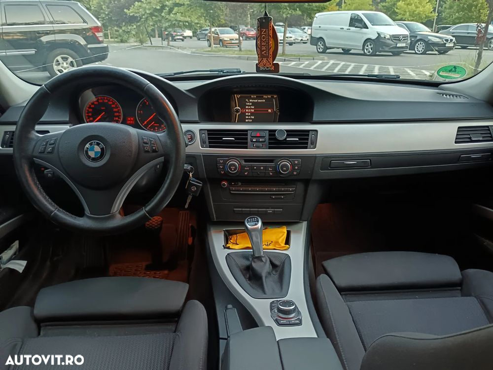 BMW Seria 3 320d Efficient Dynamic Edition Aut. Blue Performan - 7