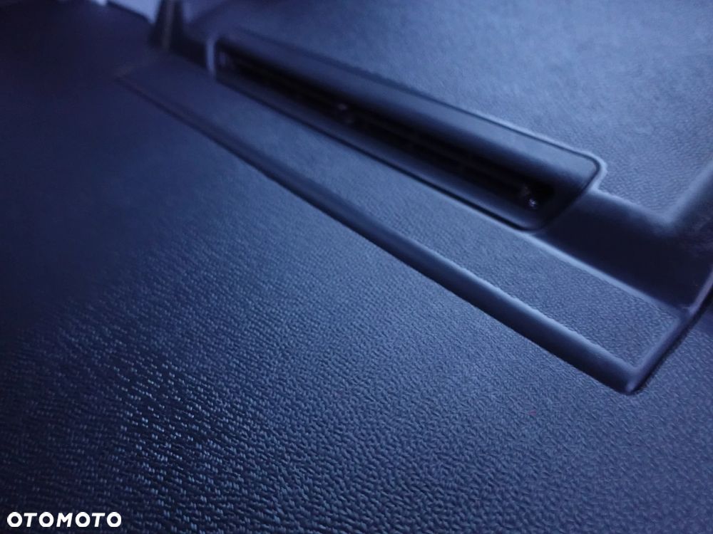 Mercedes-Benz SPRINTER - 7