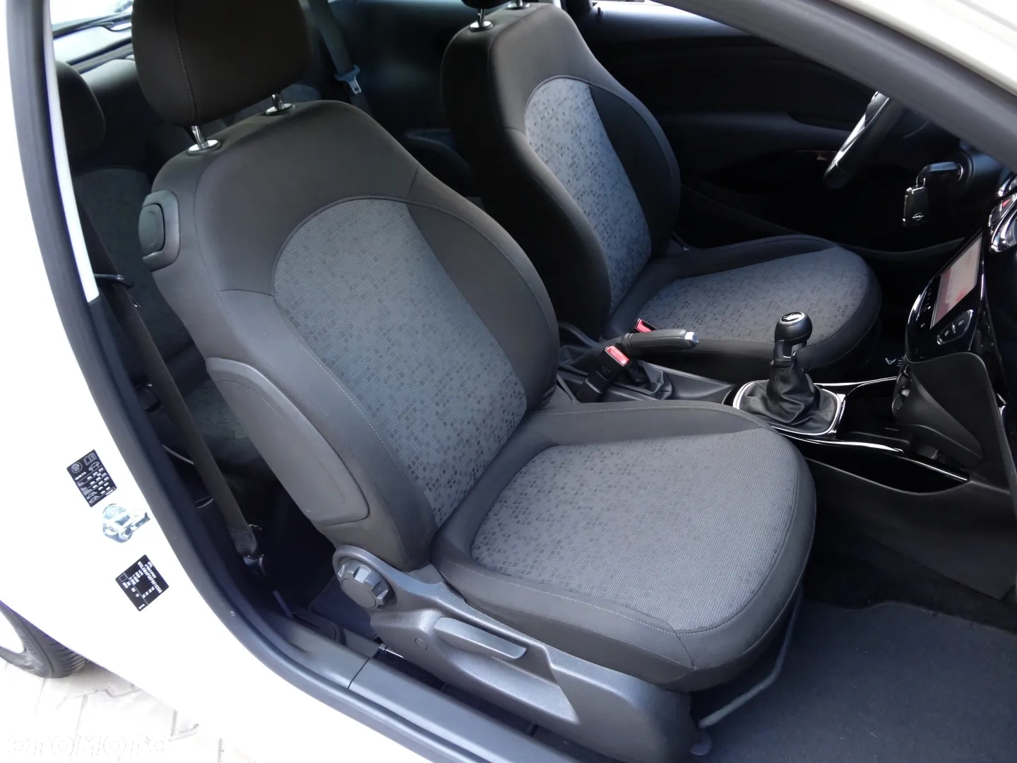 Opel Adam 1.2 Jam - 19