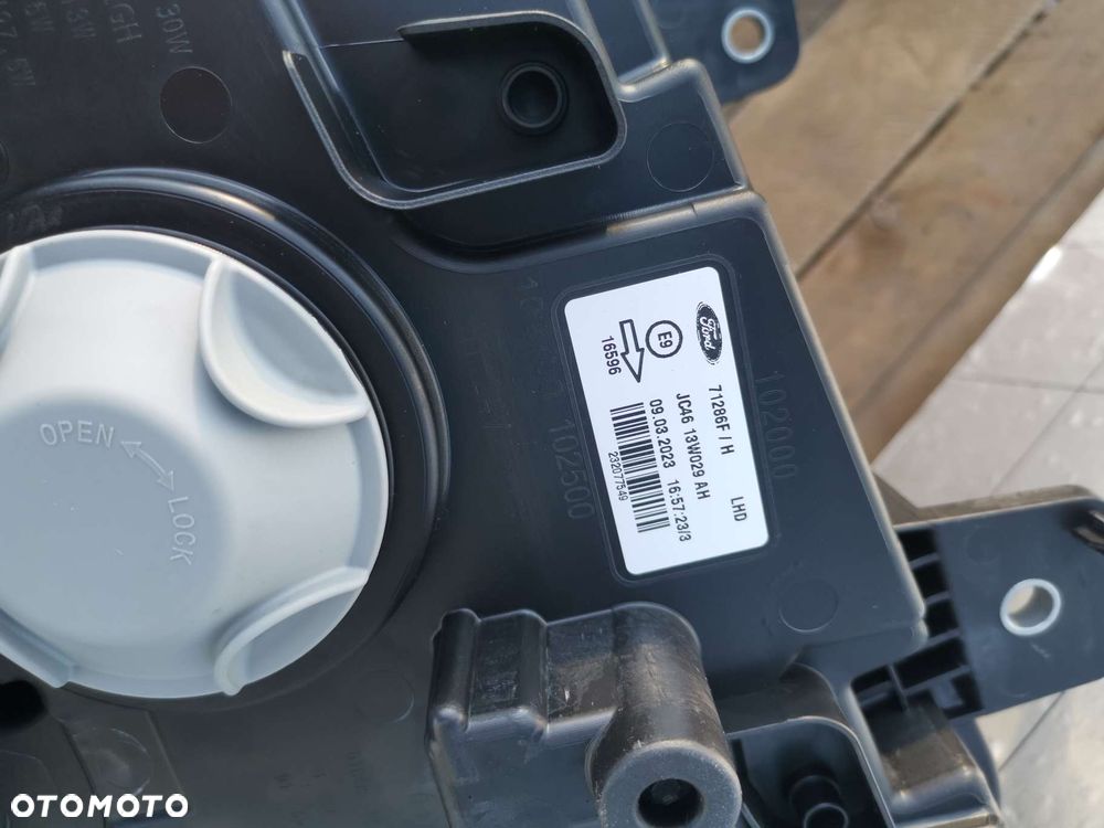 T418577 reflektor lampa przód Ford F-Max - 4