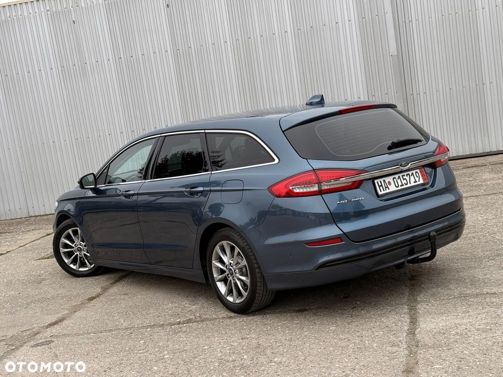 Ford Mondeo 2.0 EcoBlue Titanium - 26