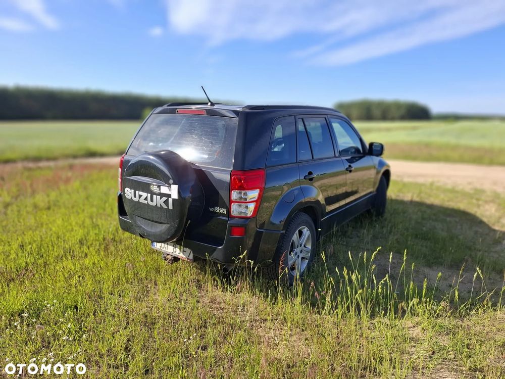 Suzuki Grand Vitara 2.0 Comfort - 6