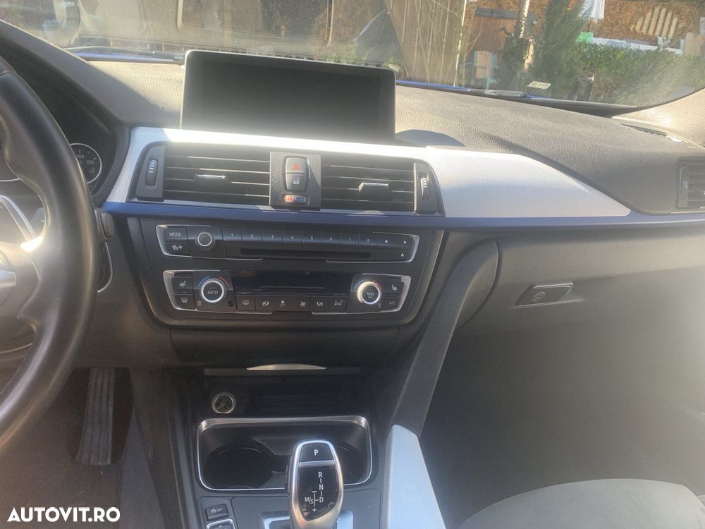 BMW Seria 3 320d Sport-Aut. Sport Line - 14