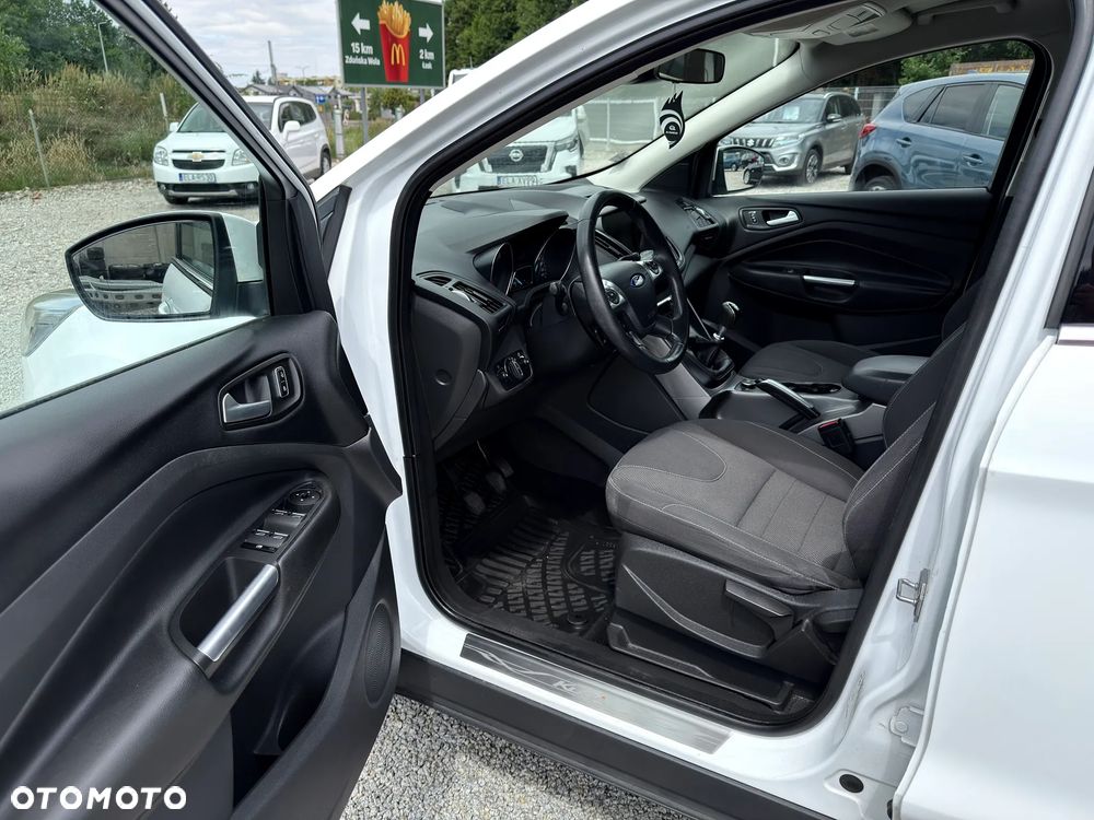Ford Kuga 2.0 TDCi 2x4 SYNC - 16