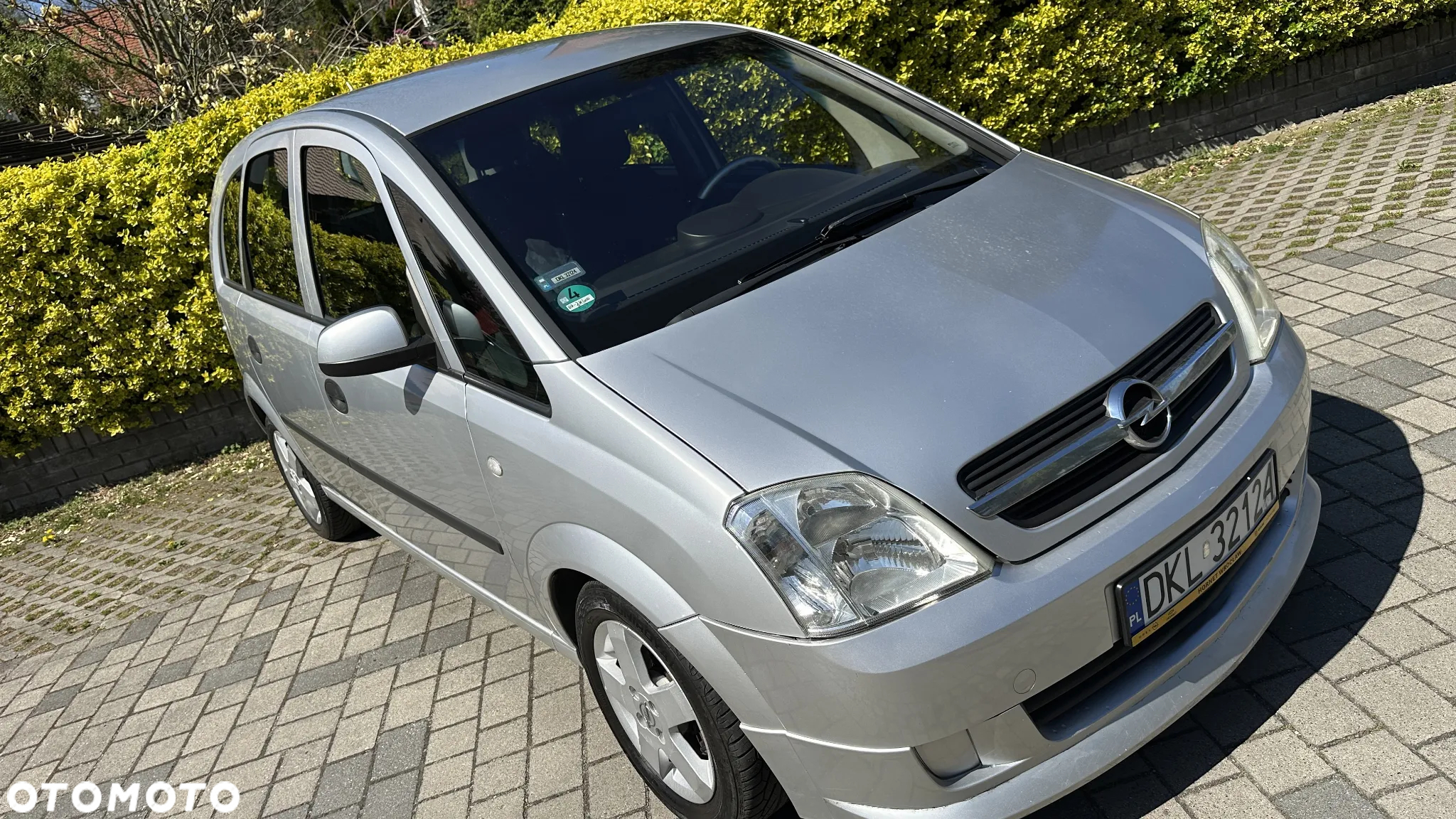 Opel Meriva 1.8 16V (Essentia) - 9