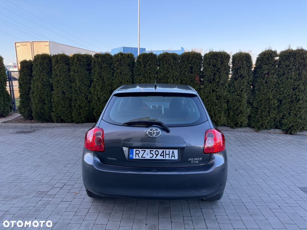 Toyota Auris 1.4 D-4D Luna MM - 8