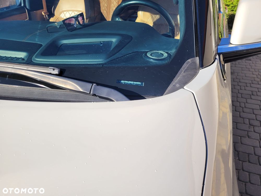 Jeep Grand Wagoneer - 8