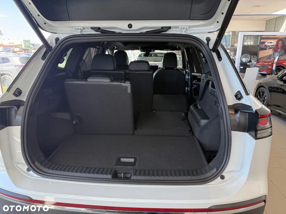 Volkswagen Tayron 2.0 TDI SCR 4Mot Elegance DSG - 2