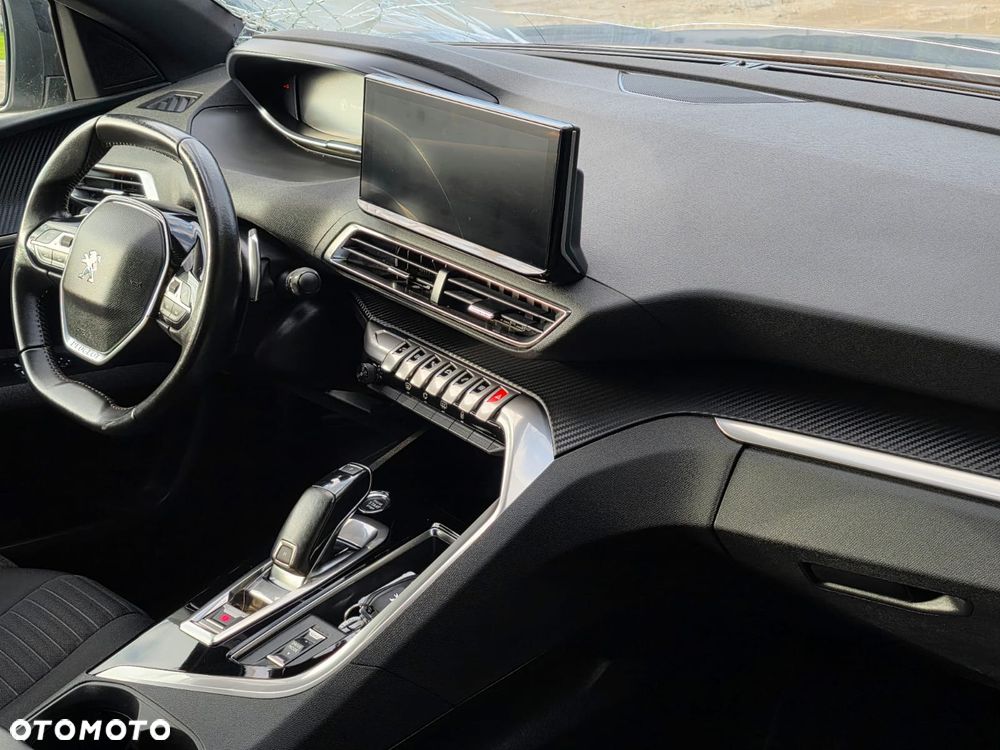 Peugeot 3008 - 19