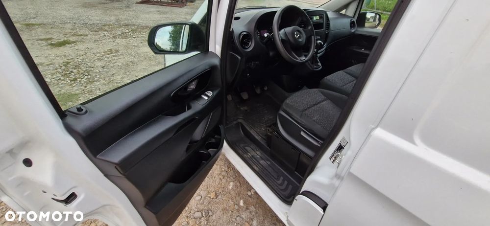 Mercedes-Benz Vito - 17